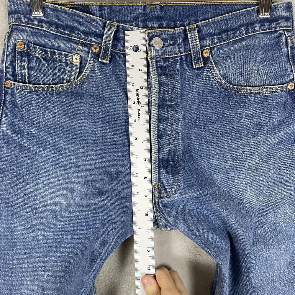 Levis item good